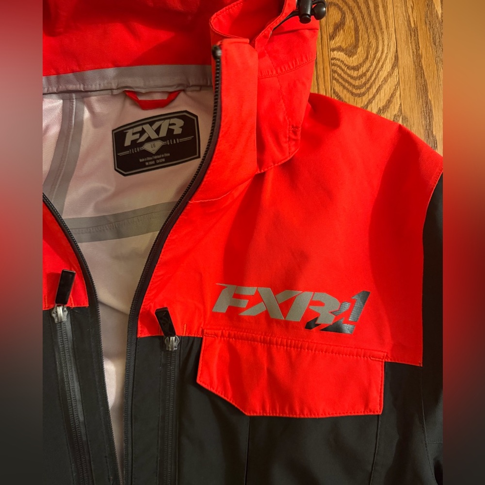 FXR rain jacket - Picture 6 of 10